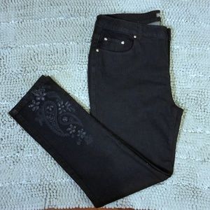 NEW Embroidered Indigo Jeans Sz 14 29L
